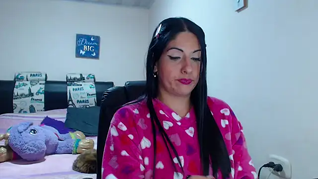 sahtlove1 online show from February 8, 2025, 5:40 am