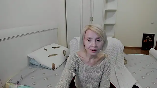 aminalive online show from December 5, 2025, 6:48 pm