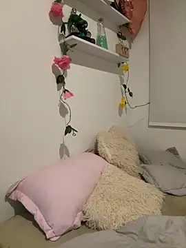 oriana zoeee online show from November 14, 2025, 12:20 am