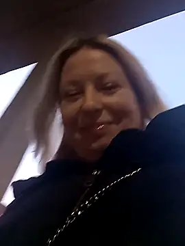 Arina smiles online show from March 9, 2025, 4:00 pm