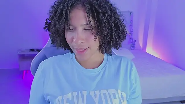 Snapshot of DannaBerry chatting on October 29, 2025, 3:36 pm DannaBerry online show from October 29, 2025, 3:36 pm