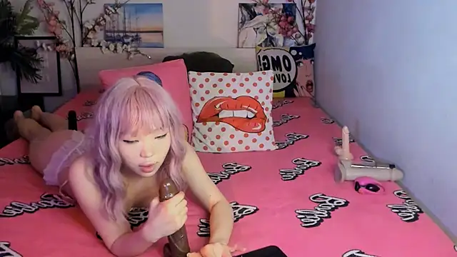 Snapshot of Stripchatlady chatting on February 2, 2025, 2:27 am Stripchatlady online show from February 2, 2025, 2:27 am