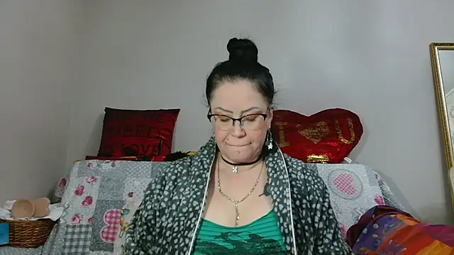 x  KHALEESI  x online show from December 21, 2024, 10:40 pm