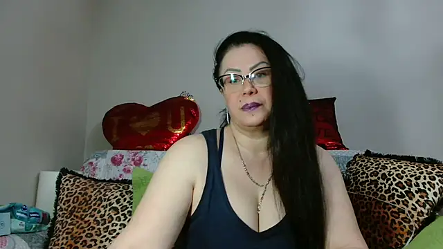 x  KHALEESI  x online show from March 9, 2025, 6:32 pm