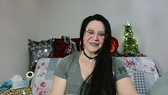 x  KHALEESI  x online show from January 14, 2026, 9:31 pm