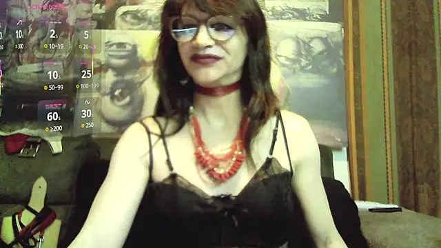 Snapshot of TheBlackWtch chatting on February 2, 2026, 11:14 pm TheBlackWtch online show from February 2, 2026, 11:14 pm