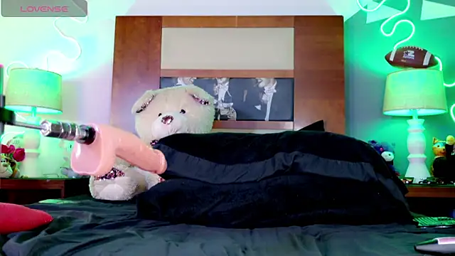 ashley 19xx online show from April 3, 2026, 12:41 am