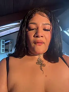 IamSashaLuv online show from March 25, 2026, 4:35 pm