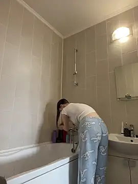 MaryHiggins online show from April 12, 2026, 8:30 am