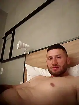 Snapshot of Juninho5755 chatting on November 14, 2025, 12:20 am Juninho5755 online show from November 14, 2025, 12:20 am