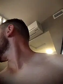 Snapshot of Juninho5755 chatting on November 16, 2025, 5:40 pm Juninho5755 online show from November 16, 2025, 5:40 pm