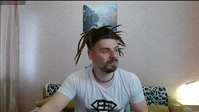 Snapshot of Aestheticguy101 chatting on May 18, 2026, 1:17 pm Aestheticguy101 online show from May 18, 2026, 1:17 pm