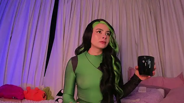 soyccherry  online show from January 11, 2025, 3:13 am