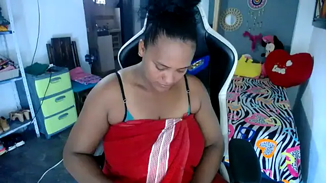 Snapshot of marysol83 chatting on March 28, 2026, 10:53 pm marysol83 online show from March 28, 2026, 10:53 pm