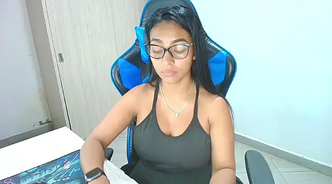 Snapshot of sophiax-x chatting on January 31, 2025, 7:18 pm sophiax-x online show from January 31, 2025, 7:18 pm