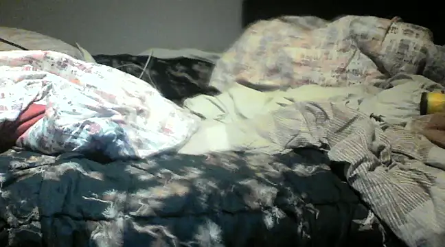 sexylover2525 online show from March 21, 2025, 9:12 pm