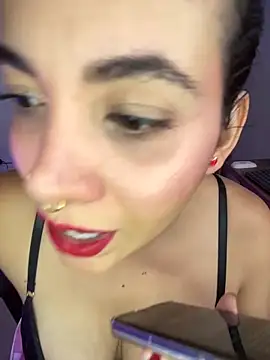 Snapshot of Emma_Wish chatting on November 9, 2025, 5:22 pm Emma Wish online show from November 9, 2025, 5:22 pm