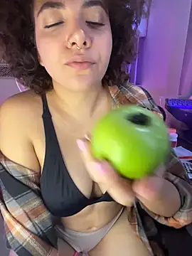 Snapshot of Emma_Wish chatting on November 30, 2025, 6:12 pm Emma Wish online show from November 30, 2025, 6:12 pm