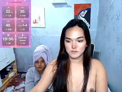 Snapshot of MoaningKylie chatting on October 26, 2025, 7:25 am MoaningKylie online show from October 26, 2025, 7:25 am