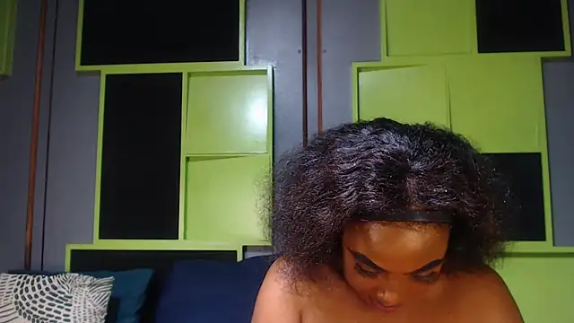 SexyAssDivaxxx online show from September 27, 2025, 4:06 am