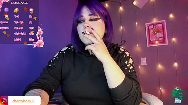 Snapshot of cherrybom_ chatting on January 10, 2025, 7:25 am cherrybom online show from January 10, 2025, 7:25 am