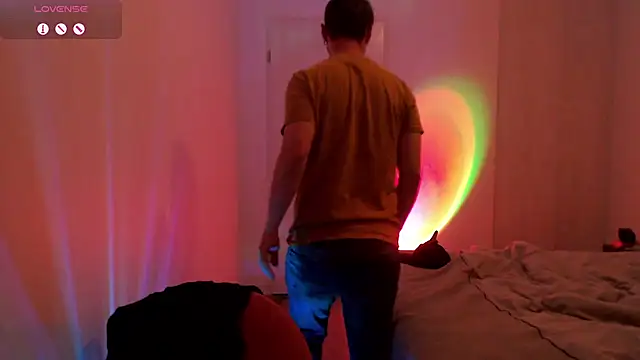 Thomas Mrd online show from October 29, 2025, 2:03 am