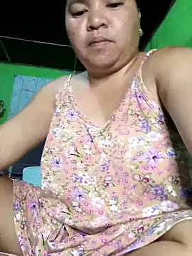 Snapshot of hotpussyxxx33x chatting on April 1, 2026, 1:01 pm hotpussyxxx33x online show from April 1, 2026, 1:01 pm