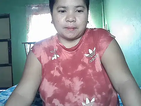 Snapshot of hotpussyxxx33x chatting on April 14, 2026, 3:56 am hotpussyxxx33x online show from April 14, 2026, 3:56 am