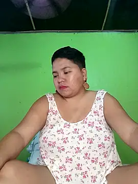 hotpussyxxx33x online show from April 28, 2026, 5:12 am
