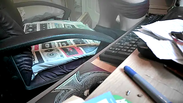 dirtyharry2022 online show from January 15, 2025, 1:52 pm