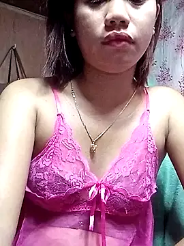 Snapshot of Cutie_body11 chatting on June 16, 2026, 8:11 pm Cutie body11 online show from June 16, 2026, 8:11 pm