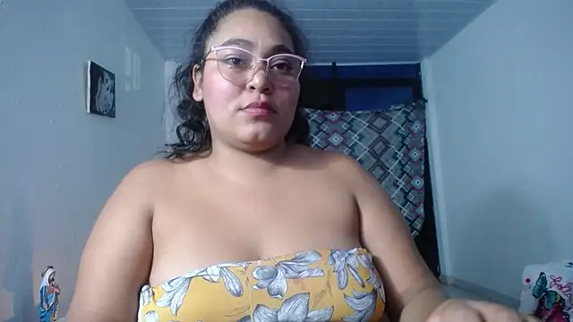sirena 15 online show from September 22, 2025, 6:04 am