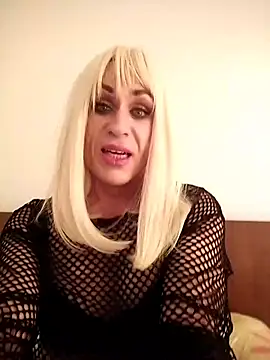 lilianashemale online show from November 8, 2025, 11:43 am