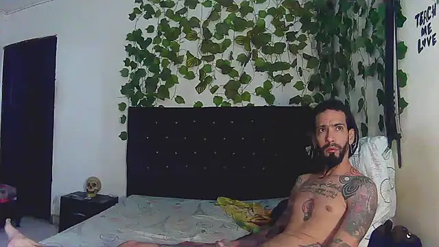 caribbeanlover1 online show from February 12, 2026, 2:45 pm