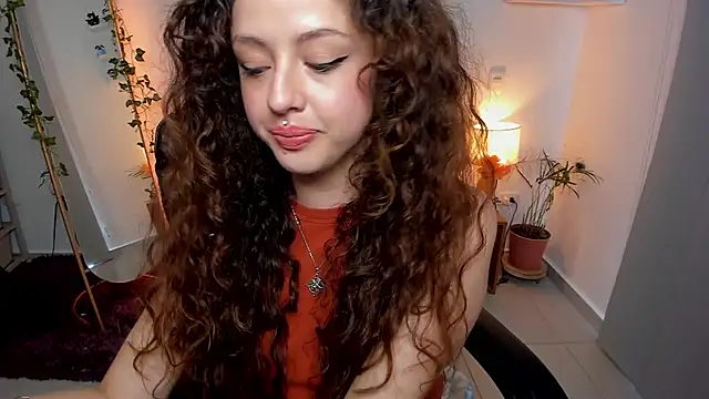Snapshot of Cassandra_Caiin chatting on July 28, 2026, 8:52 pm Cassandra Caiin online show from July 28, 2026, 8:52 pm