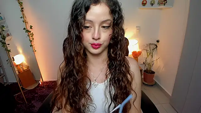 Snapshot of Cassandra_Caiin chatting on August 1, 2026, 10:25 am Cassandra Caiin online show from August 1, 2026, 10:25 am