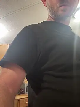 smokeymt420 online show from November 27, 2025, 9:22 am