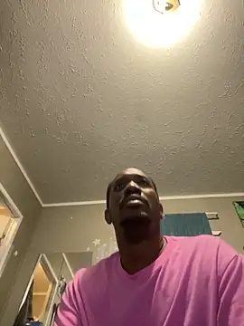 Snapshot of Makeyoucumallover chatting on February 21, 2026, 10:16 am Makeyoucumallover online show from February 21, 2026, 10:16 am