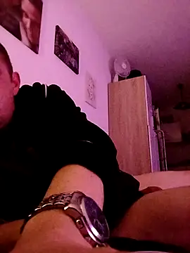 bigdicksperm83 online show from March 11, 2026, 1:55 am