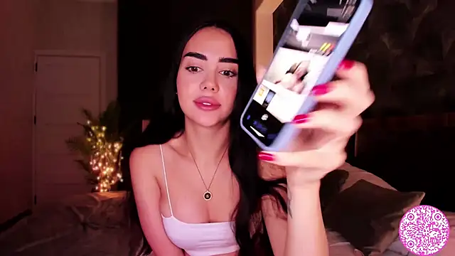 Snapshot of Lil_Gabby chatting on December 13, 2024, 3:38 am Lil Gabby online show from December 13, 2024, 3:38 am