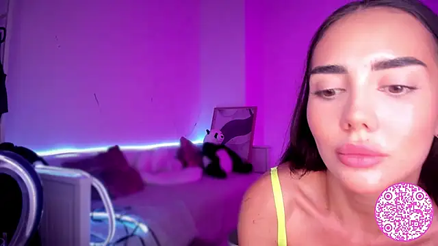 Snapshot of Lil_Gabby chatting on October 2, 2025, 6:37 pm Lil Gabby online show from October 2, 2025, 6:37 pm