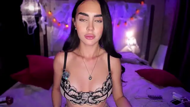 Snapshot of Lil_Gabby chatting on October 25, 2025, 6:46 pm Lil Gabby online show from October 25, 2025, 6:46 pm