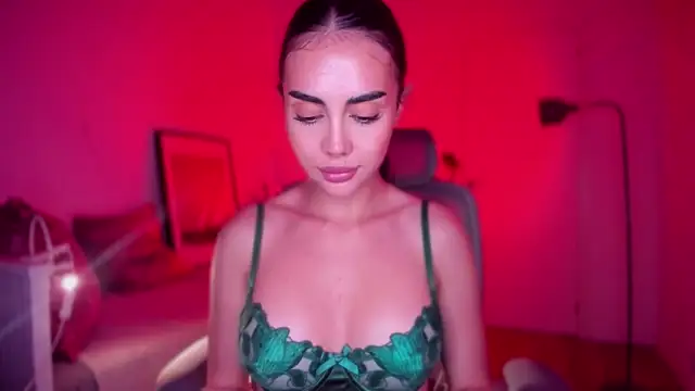 Snapshot of Lil_Gabby chatting on November 19, 2025, 8:09 pm Lil Gabby online show from November 19, 2025, 8:09 pm