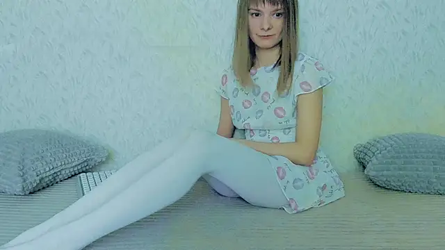 Snapshot of YourCaramel chatting on February 9, 2025, 11:25 am YourCaramel online show from February 9, 2025, 11:25 am