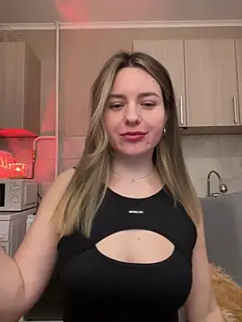 Snapshot of NastyushaaLove chatting on February 7, 2025, 9:15 pm NastyushaaLove online show from February 7, 2025, 9:15 pm