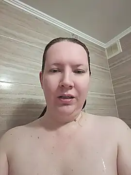Snapshot of GoddessLara chatting on July 3, 2026, 12:28 am GoddessLara online show from July 3, 2026, 12:28 am