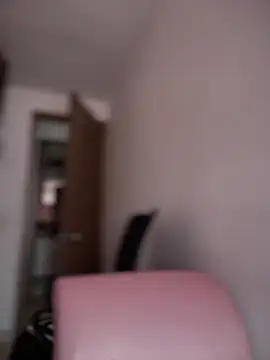 Snapshot of DulceLenns chatting on October 25, 2025, 6:13 pm DulceLenns online show from October 25, 2025, 6:13 pm