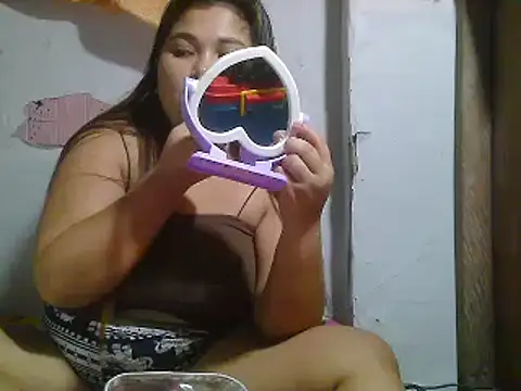 Snapshot of Creamsweetpussy28 chatting on February 22, 2025, 9:37 pm Creamsweetpussy28 online show from February 22, 2025, 9:37 pm