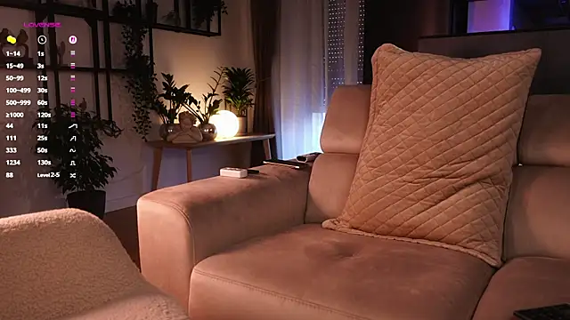 Snapshot of Anette_Belorie chatting on December 20, 2025, 1:40 pm Anette Belorie online show from December 20, 2025, 1:40 pm