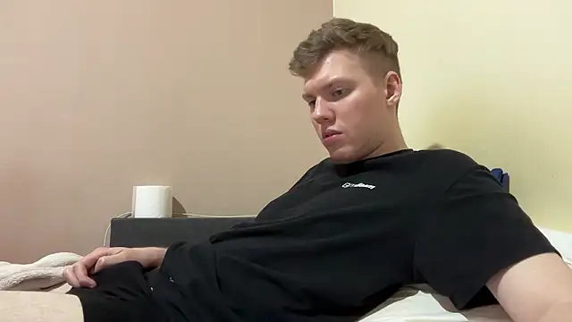 Snapshot of sexybooii6968 chatting on January 9, 2026, 4:10 pm sexybooii6968 online show from January 9, 2026, 4:10 pm